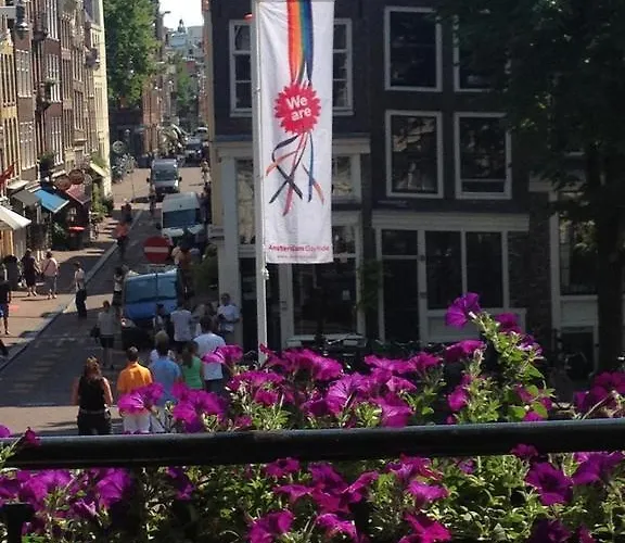 Bij Tijn Op De Gracht Amsterdam