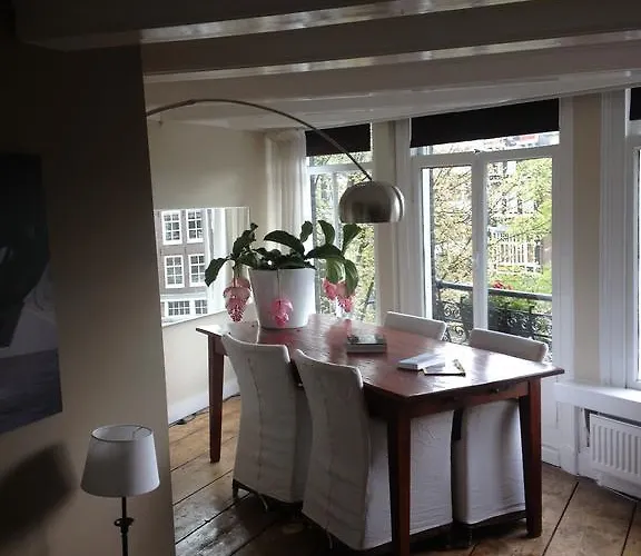 Couette-café Bij Tijn Op De Gracht