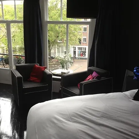 Bed & Breakfast Bij Tijn Op De Gracht